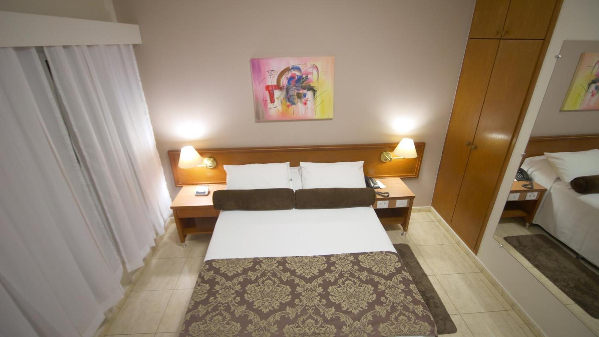 Regente Hotel Unai Bagian luar foto