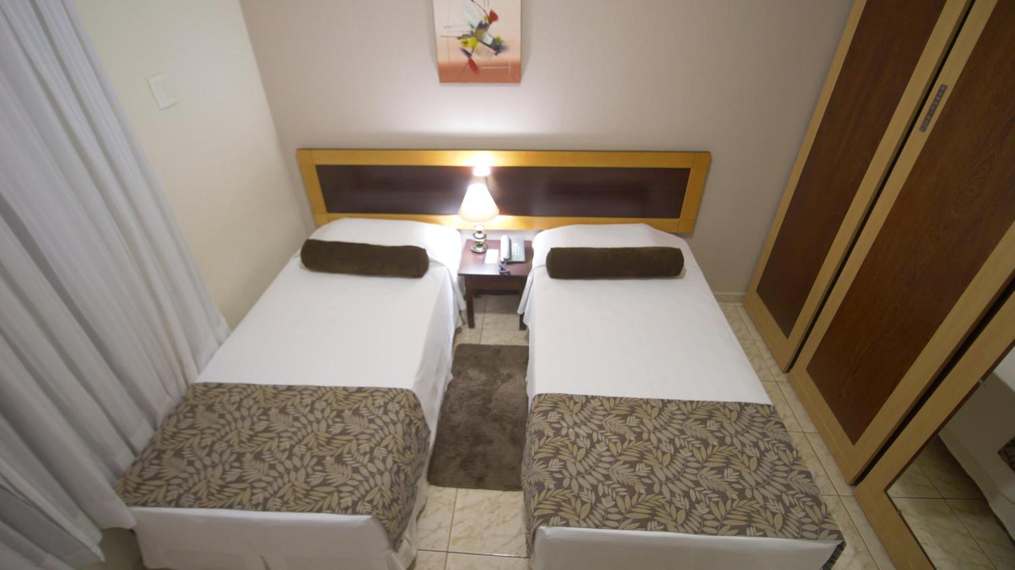 Regente Hotel Unai Bagian luar foto