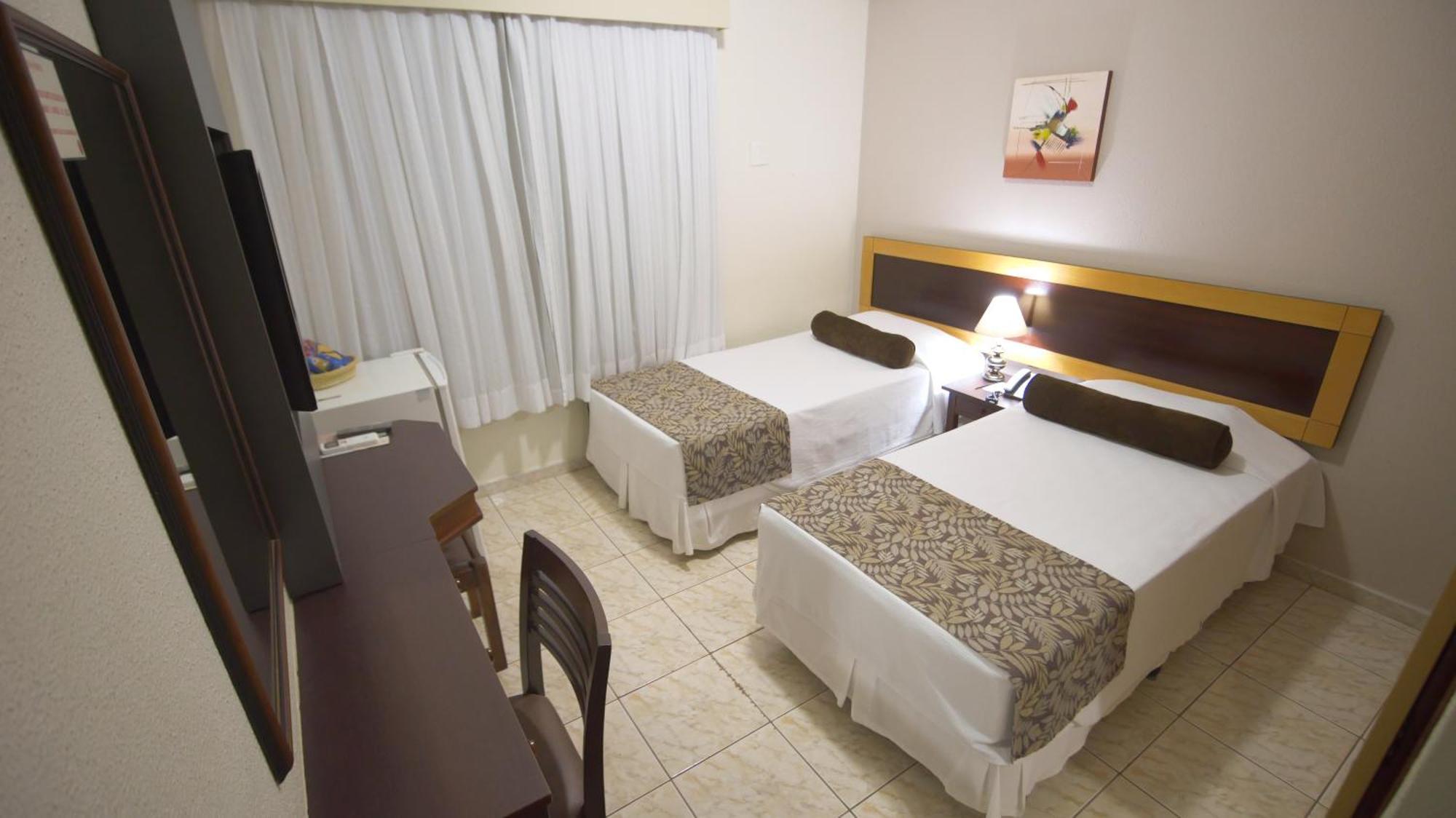 Regente Hotel Unai Bagian luar foto